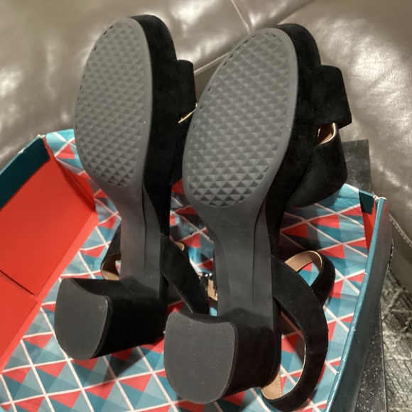 AEROSOLES BLACK SUEDE PLATFORM SANDAL | SZ 12 M - Picture 8 of 12